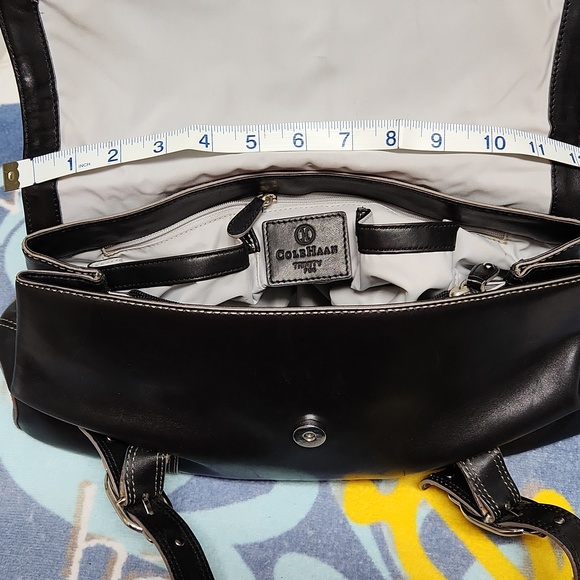 ColeHaan black leather purse - Picture 7 of 9